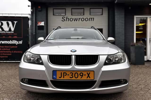 BMW 3-Serie (2005) thumbnail 2