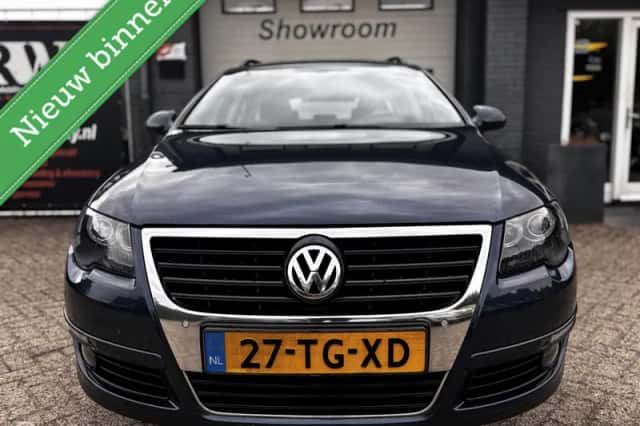Volkswagen Passat (2006) thumbnail 2