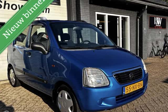 Suzuki Wagon R+ (2004) thumbnail 3