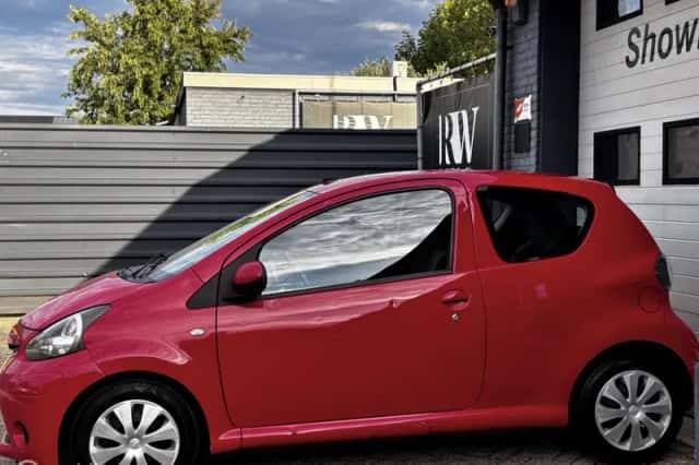 Toyota Aygo (2012) thumbnail 4