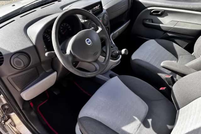 Fiat Doblò (2007) thumbnail 6