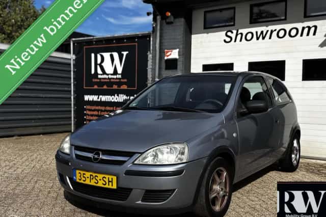 Opel Corsa (2004) thumbnail 1