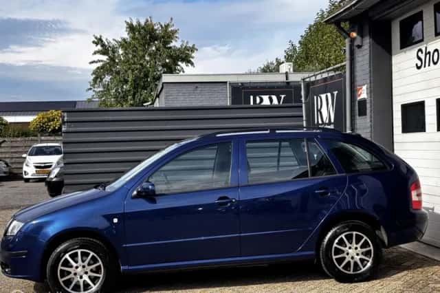 Škoda Fabia (2006) thumbnail 4