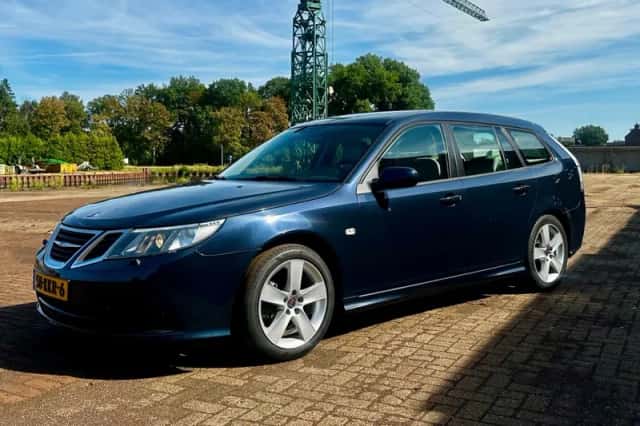 Saab 9-3 (2010) thumbnail 1