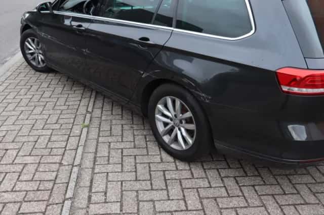 Volkswagen Passat (2018) thumbnail 6