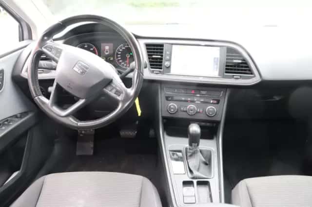 SEAT Leon (2017) thumbnail 6