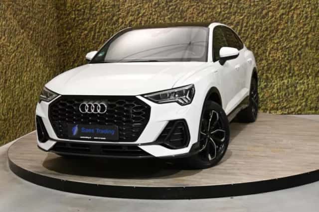 Audi Q3 Sportback (2021) thumbnail 1