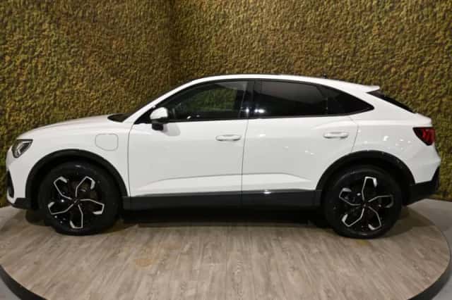 Audi Q3 Sportback (2021) thumbnail 3