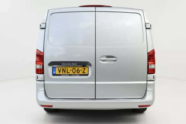 Mercedes-Benz Vito (2021) thumbnail 5
