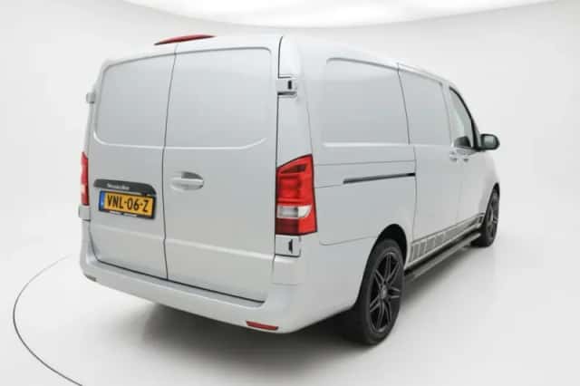 Mercedes-Benz Vito (2021) thumbnail 6