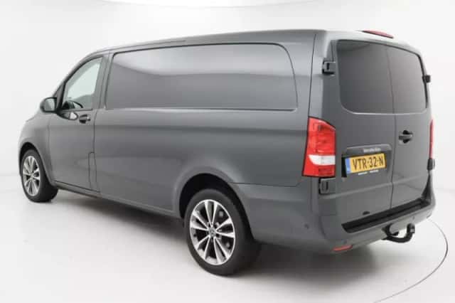 Mercedes-Benz Vito (2020) thumbnail 3