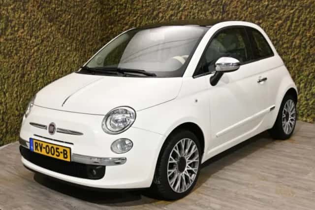 Fiat 500 (2014) thumbnail 4