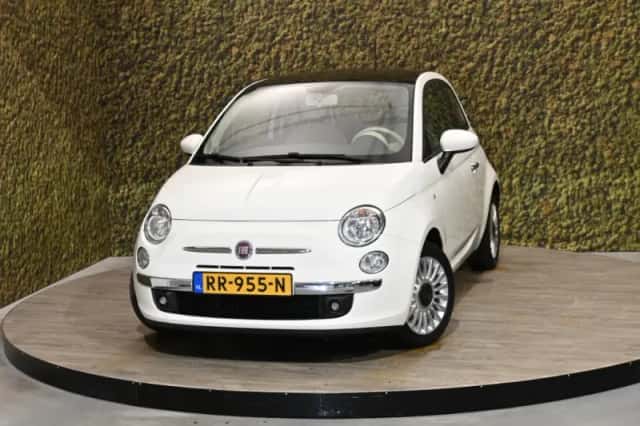Fiat 500 (2014) thumbnail 3
