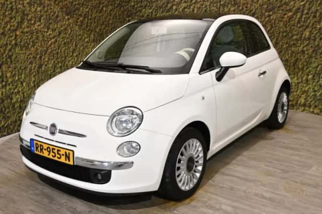 Fiat 500 (2014) thumbnail 4