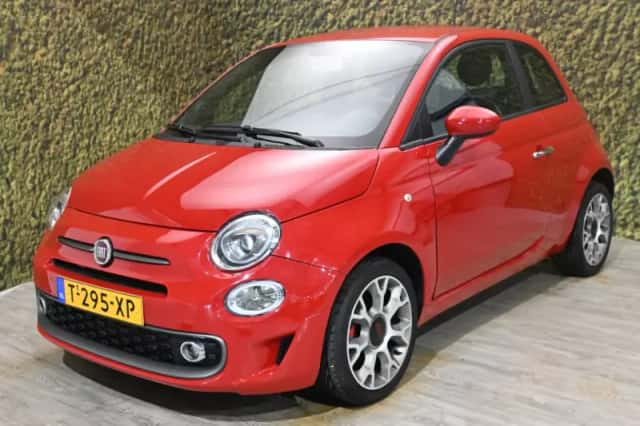 Fiat 500 (2021) thumbnail 4