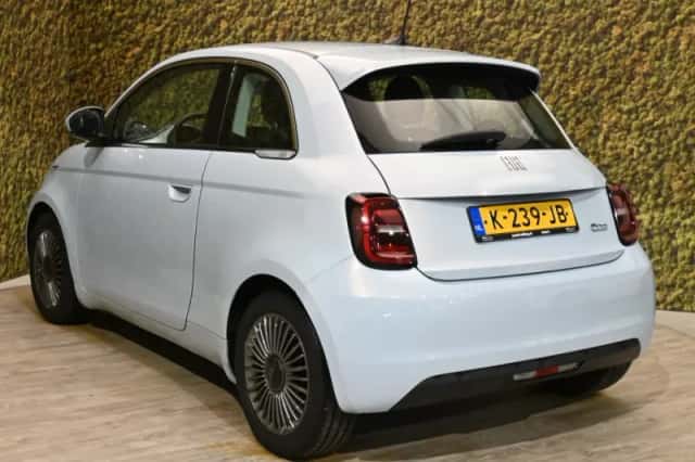 Fiat 500 (2020) thumbnail 6