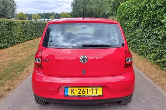 Volkswagen Fox (2009) thumbnail 6