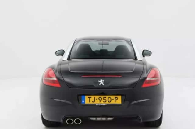 Peugeot RCZ (2012) thumbnail 5