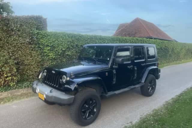Jeep Wrangler (2008) thumbnail 1