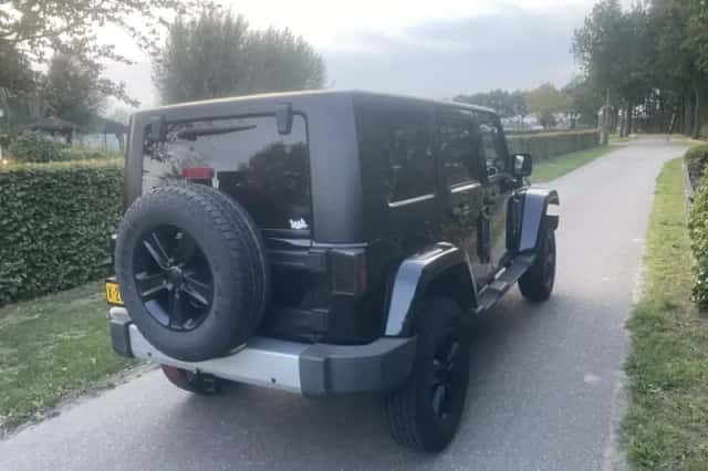 Jeep Wrangler (2008) thumbnail 6