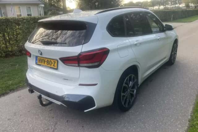 BMW X1 (2021) thumbnail 3