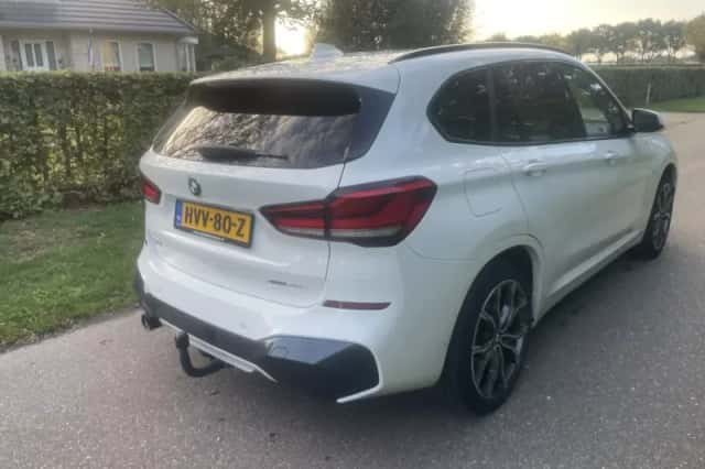 BMW X1 (2021) thumbnail 4
