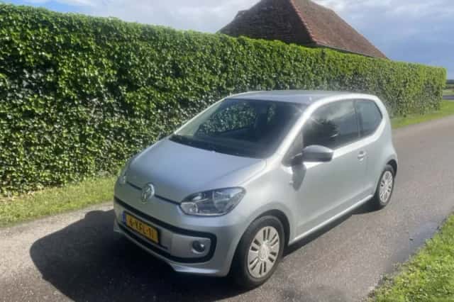 Volkswagen Up! (2013) thumbnail 1
