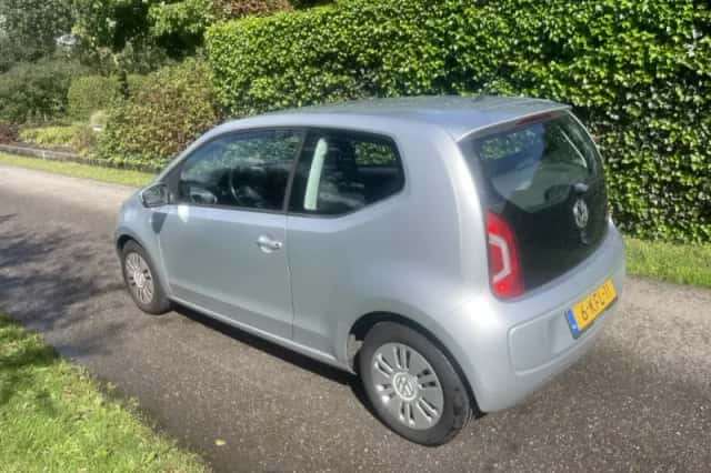 Volkswagen Up! (2013) thumbnail 4