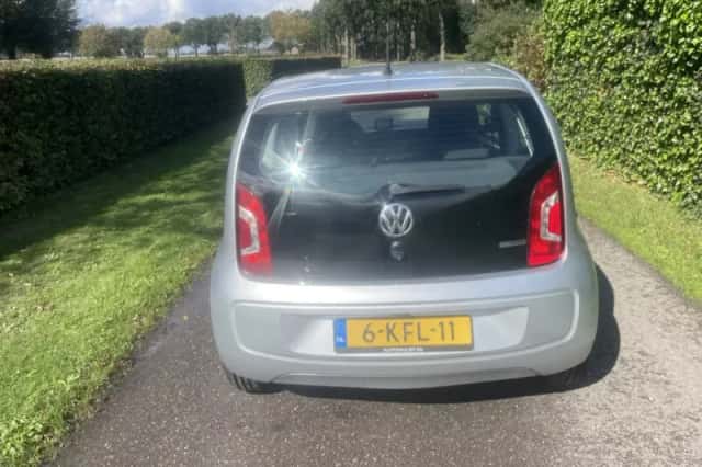 Volkswagen Up! (2013) thumbnail 5