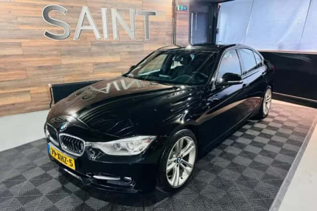 BMW 3-Serie (2012) thumbnail 2