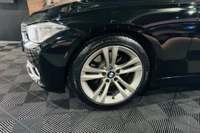 BMW 3-Serie (2012) thumbnail 4