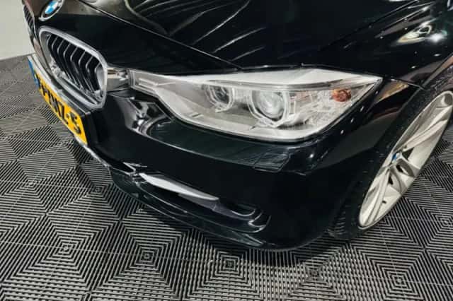 BMW 3-Serie (2012) thumbnail 5