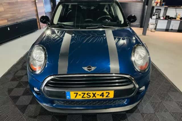 MINI Cooper (2015) thumbnail 6