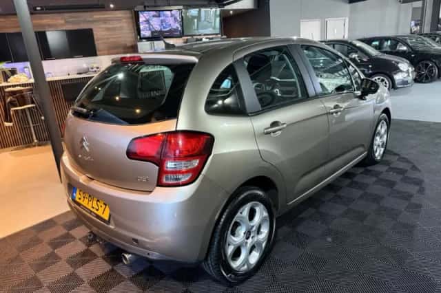 Citroën C3 (2011) thumbnail 2