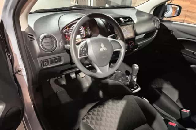 Mitsubishi Space Star (2021) thumbnail 3