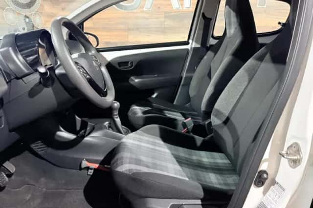 Peugeot 108 (2020) thumbnail 3