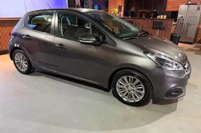 Peugeot 208 (2019) thumbnail 2