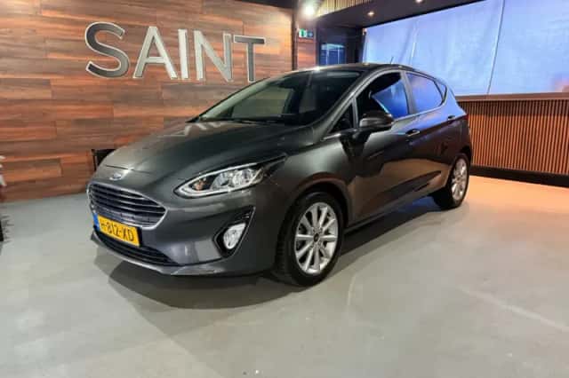 Ford Fiesta (2020) thumbnail 2