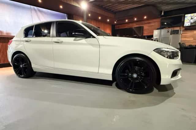BMW 1-Serie (2015) thumbnail 2