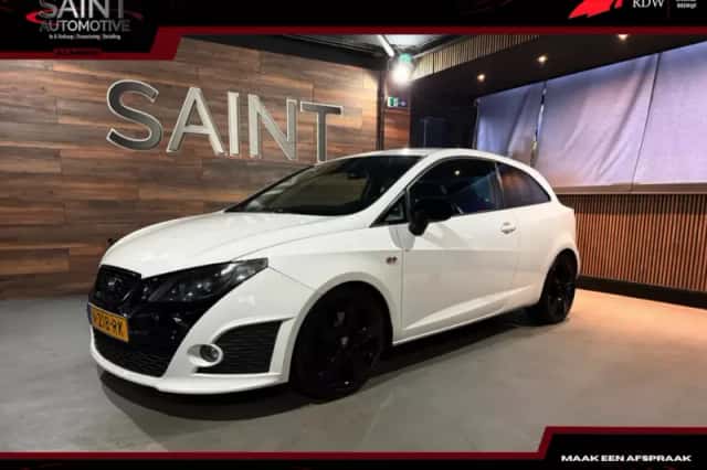 SEAT Ibiza (2010) thumbnail 1