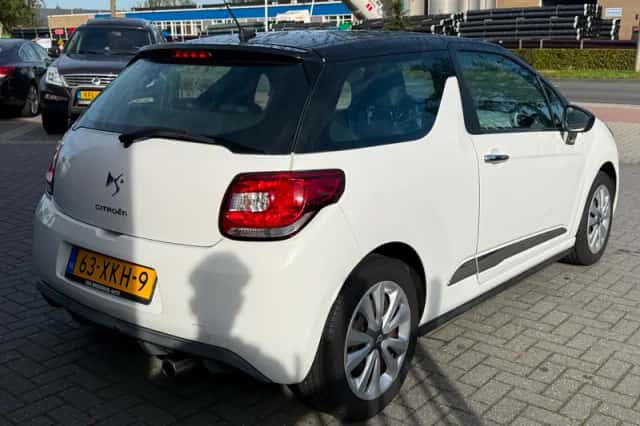 Citroën DS3 (2012) thumbnail 4