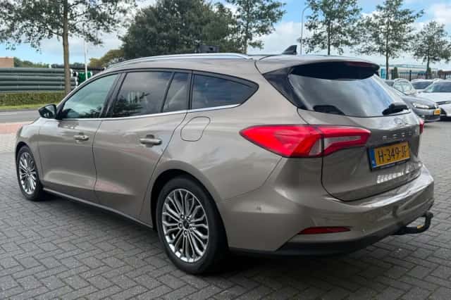 Ford Focus (2020) thumbnail 6