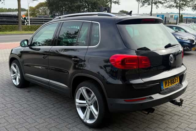 Volkswagen Tiguan (2014) thumbnail 6