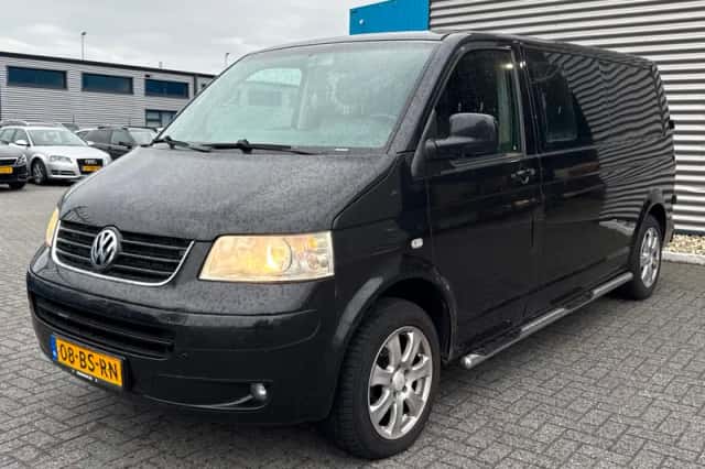Volkswagen Transporter (2005) thumbnail 1