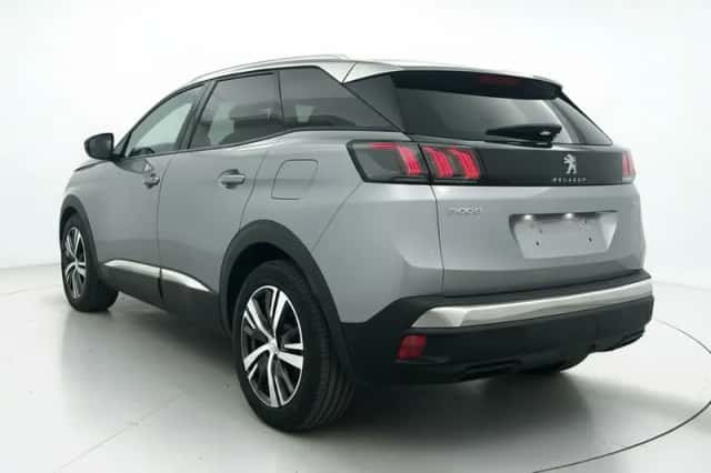 Peugeot 3008 (2024) thumbnail 6
