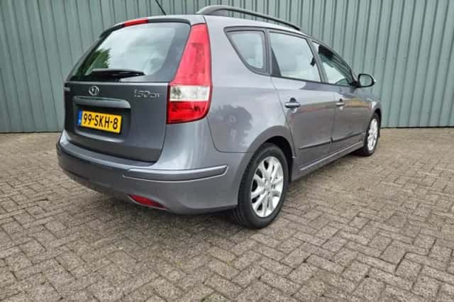 Hyundai i30 (2011) thumbnail 5
