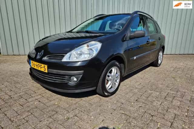 Renault Clio (2009) thumbnail 1