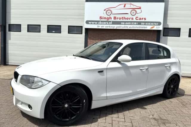 BMW 1-Serie (2007) thumbnail 2