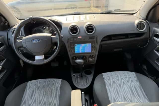 Ford Fusion (2009) thumbnail 5