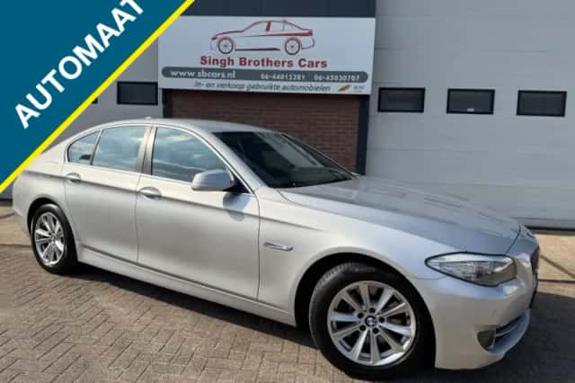 BMW 5-Serie (2010) thumbnail 1